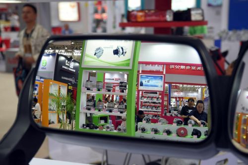 1700多家企業(yè)帶拳頭產(chǎn)品來漢，“辦汽配展離不開武漢”(圖1)