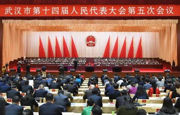 2020政府工作報告新鮮出爐，透露出這些重大信息！(圖1)