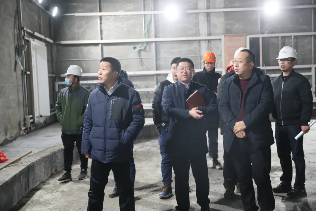 公司領(lǐng)導(dǎo)檢查軍運會賽后利用項目建設(shè)(圖5) 公司領(lǐng)導(dǎo)檢查軍運會賽后利用項目建設(shè)(圖5)